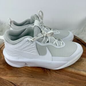 Nike Team Hustle D 10 (GS) Youth Kids US 7Y White/ Light Grey Basketball Shoes